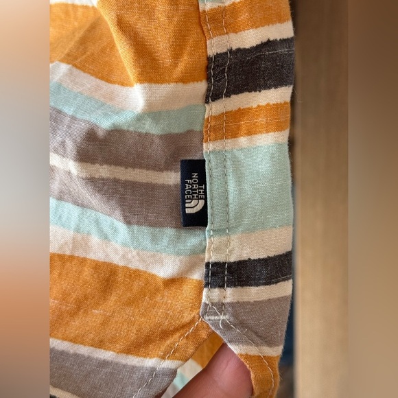 The North Face Blouse - Picture 3 of 6